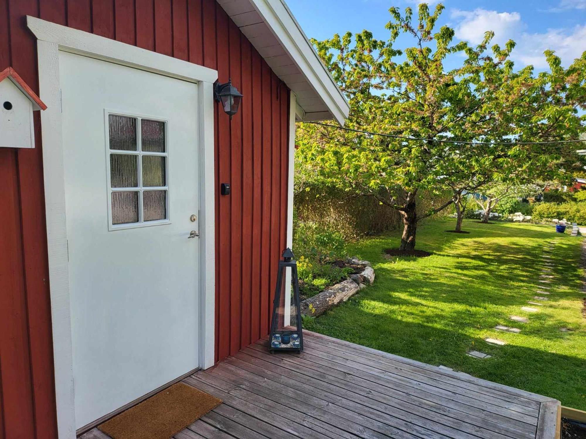 特鲁萨Minihus Med Stor Traedgardstomt Naera Golf Och Hav别墅 外观 照片