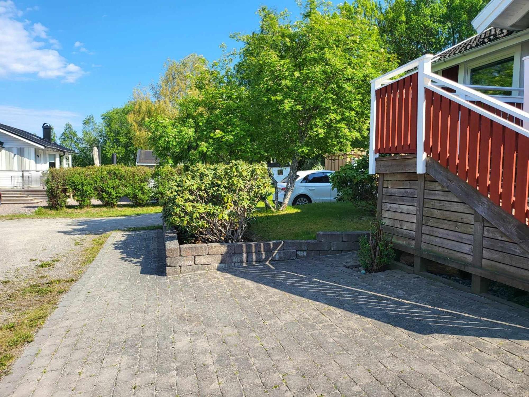 特鲁萨Minihus Med Stor Traedgardstomt Naera Golf Och Hav别墅 外观 照片