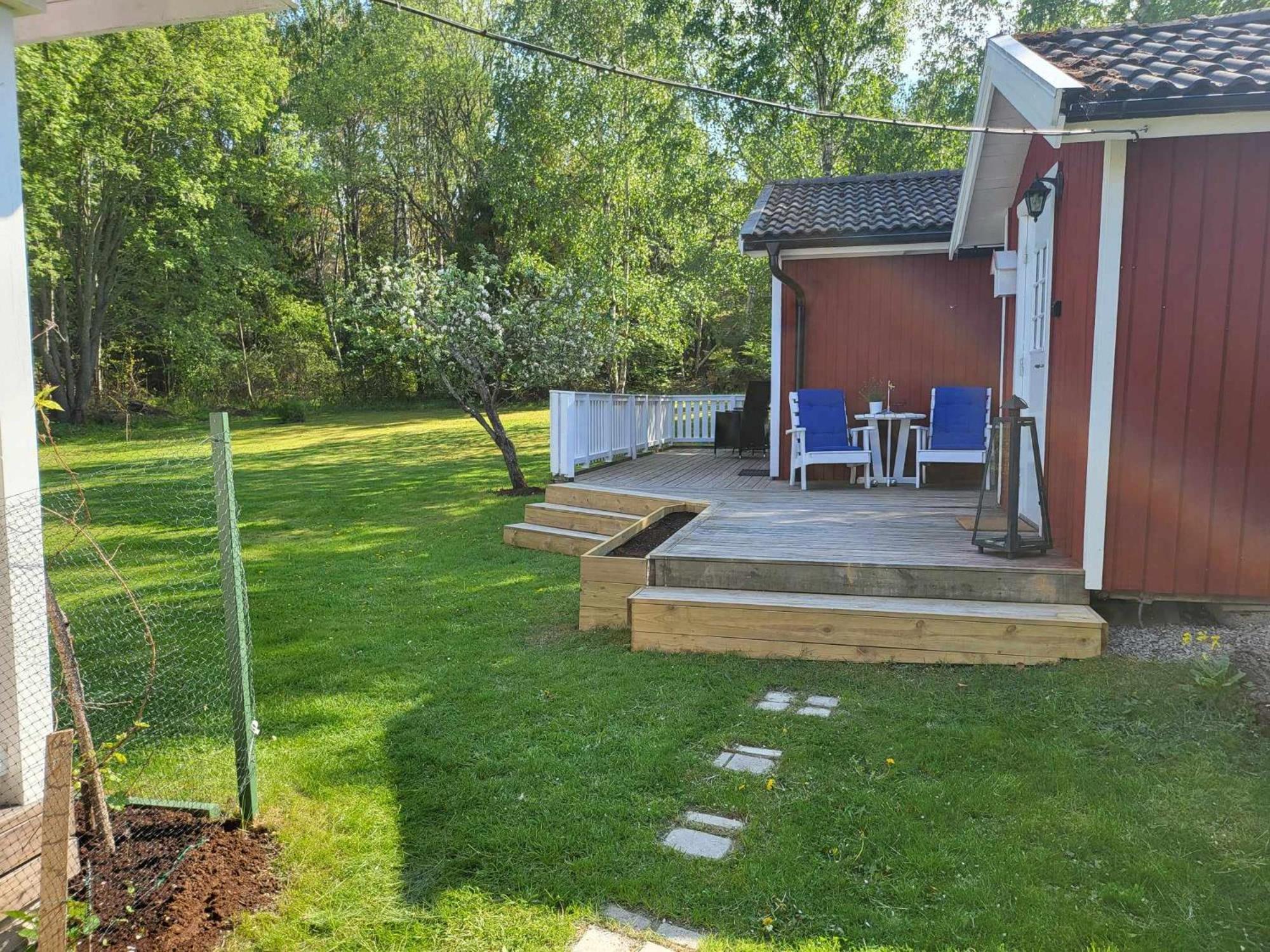 特鲁萨Minihus Med Stor Traedgardstomt Naera Golf Och Hav别墅 外观 照片